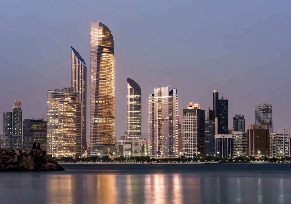 🌟 Fly First Class from Toronto to Abu Dhabi with Etihad for 200k Miles!