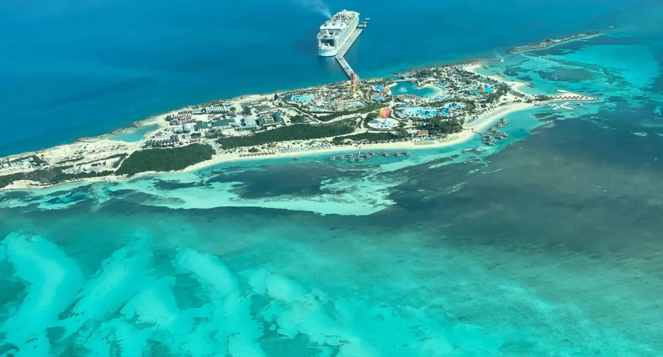 🌟 Fly Business Class from the Bahamas to the Cayman Islands for Just 13k Points!