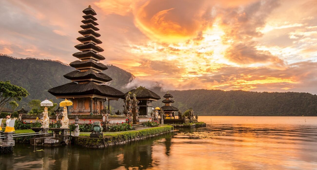 🌴 Top 7 Reasons to Visit Bali in 2025