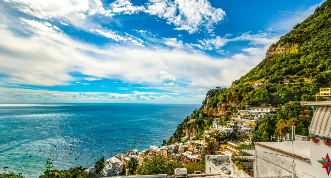 🌍 Nonstop Flights to Europe from 32K Points Roundtrip (Spring 2025)