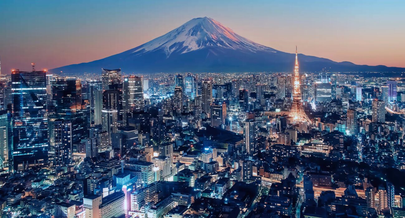 Fly to Tokyo in Style: Hawaiian Airlines Business Class for Just 95K Points Each Way (Winter 2026 Deal)