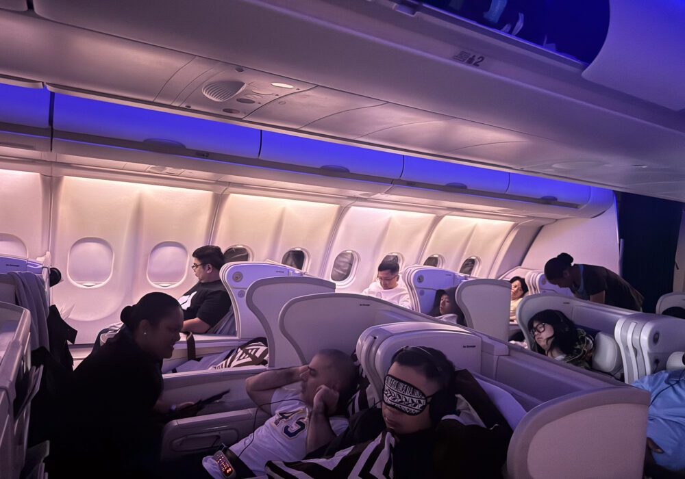 Fiji Airways A330 Business Class Review: Hong Kong (HKG) to Nadi (NAN)