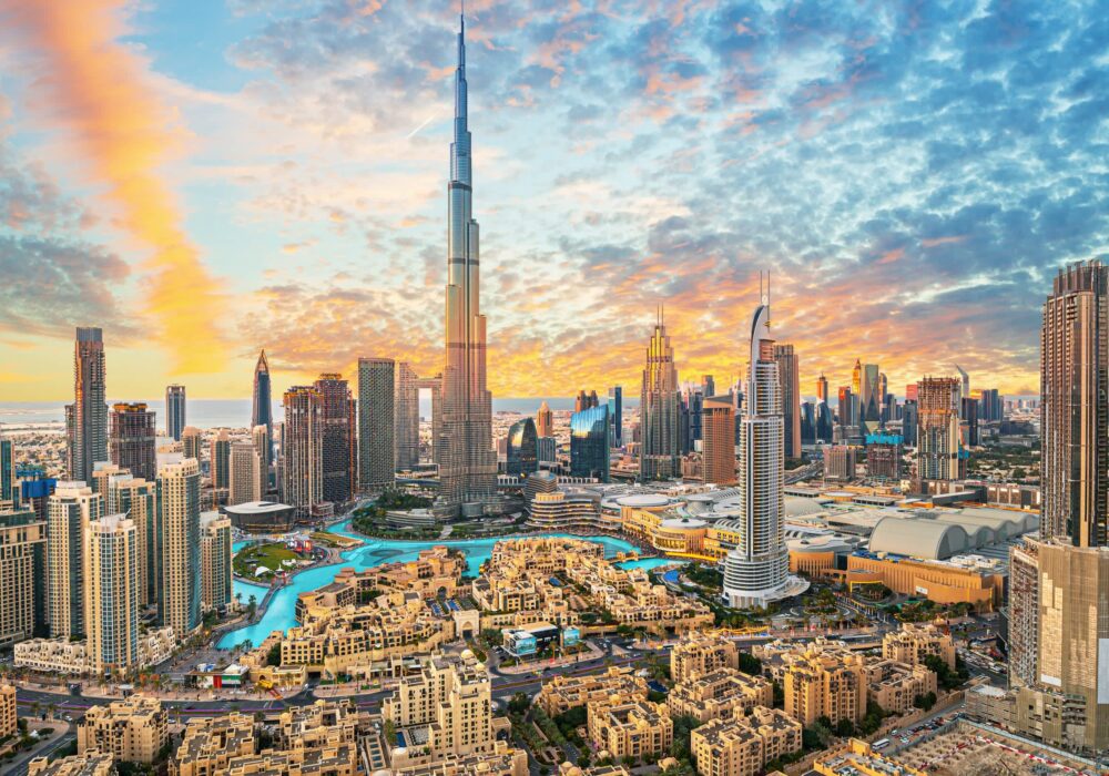 🥂 Fly Emirates Business Class to Dubai from 110k Miles Roundtrip (Was $8,000+)