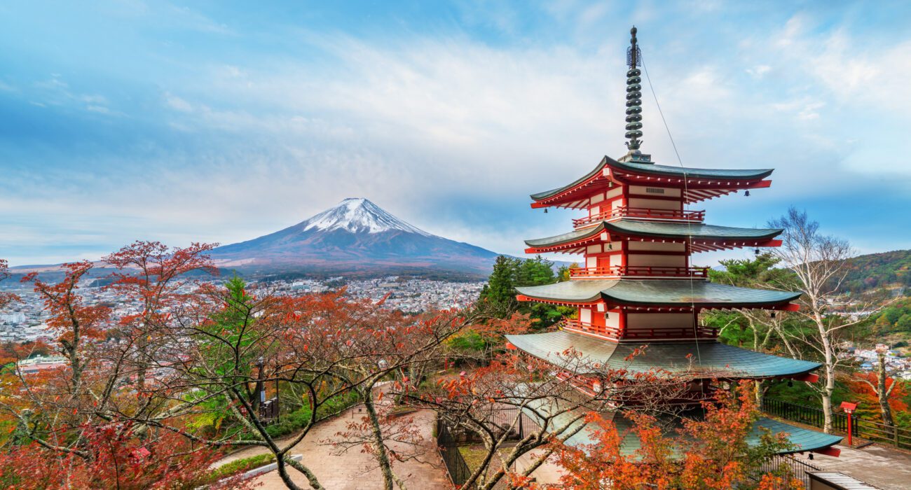 Japan Airlines Premium Economy to Japan from 40k Points (Cherry Blossom Deal)