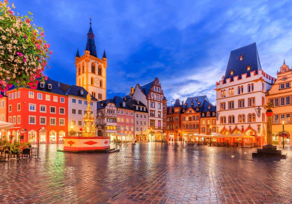 Flights to Europe from 30k Points Roundtrip (Minneapolis Sweet Spot)